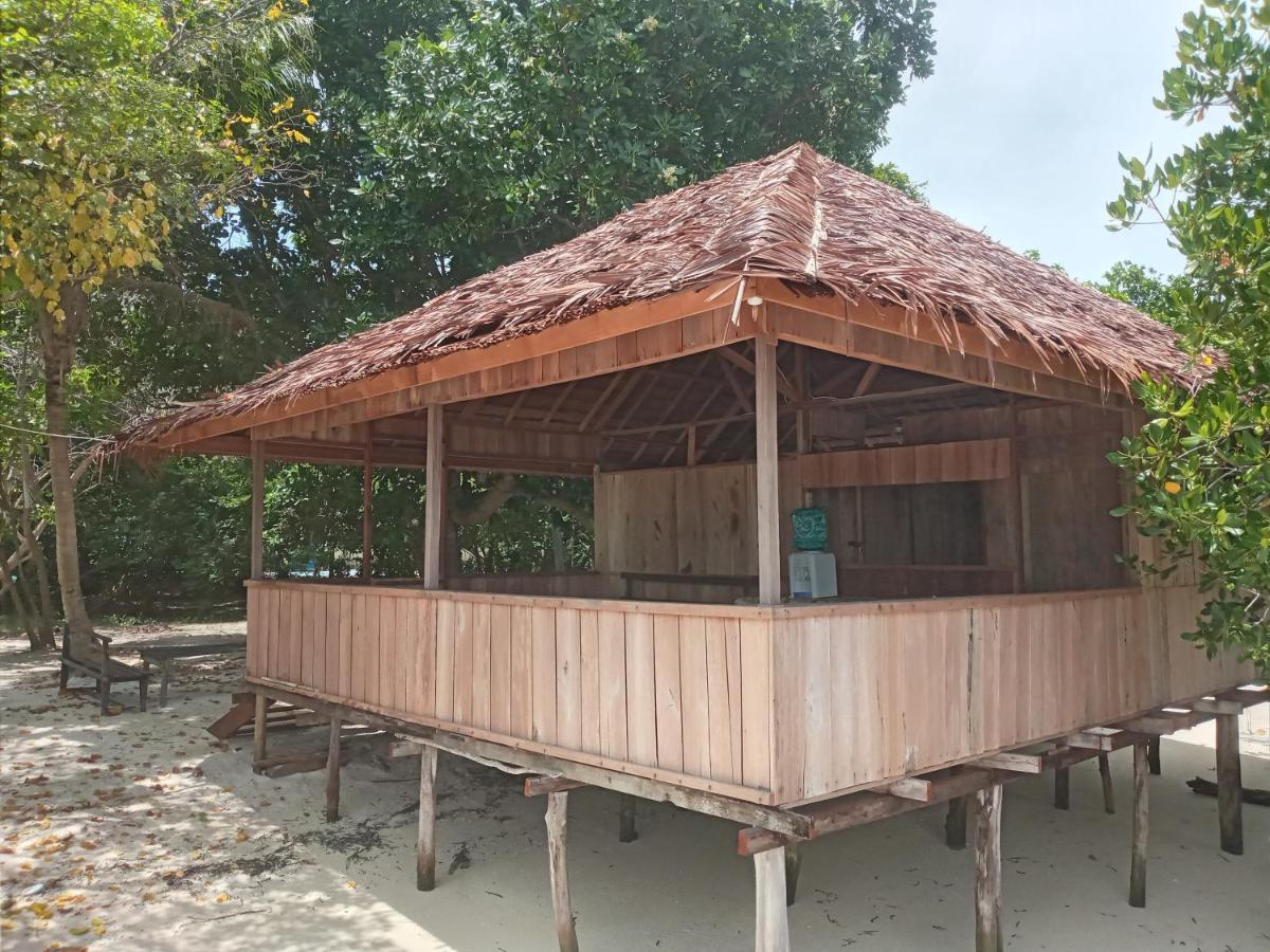 Arborek Diving Homestay R4 Besir Exteriér fotografie