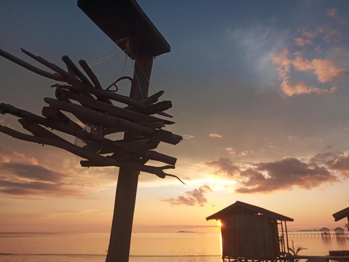 Arborek Diving Homestay R4 Besir Exteriér fotografie