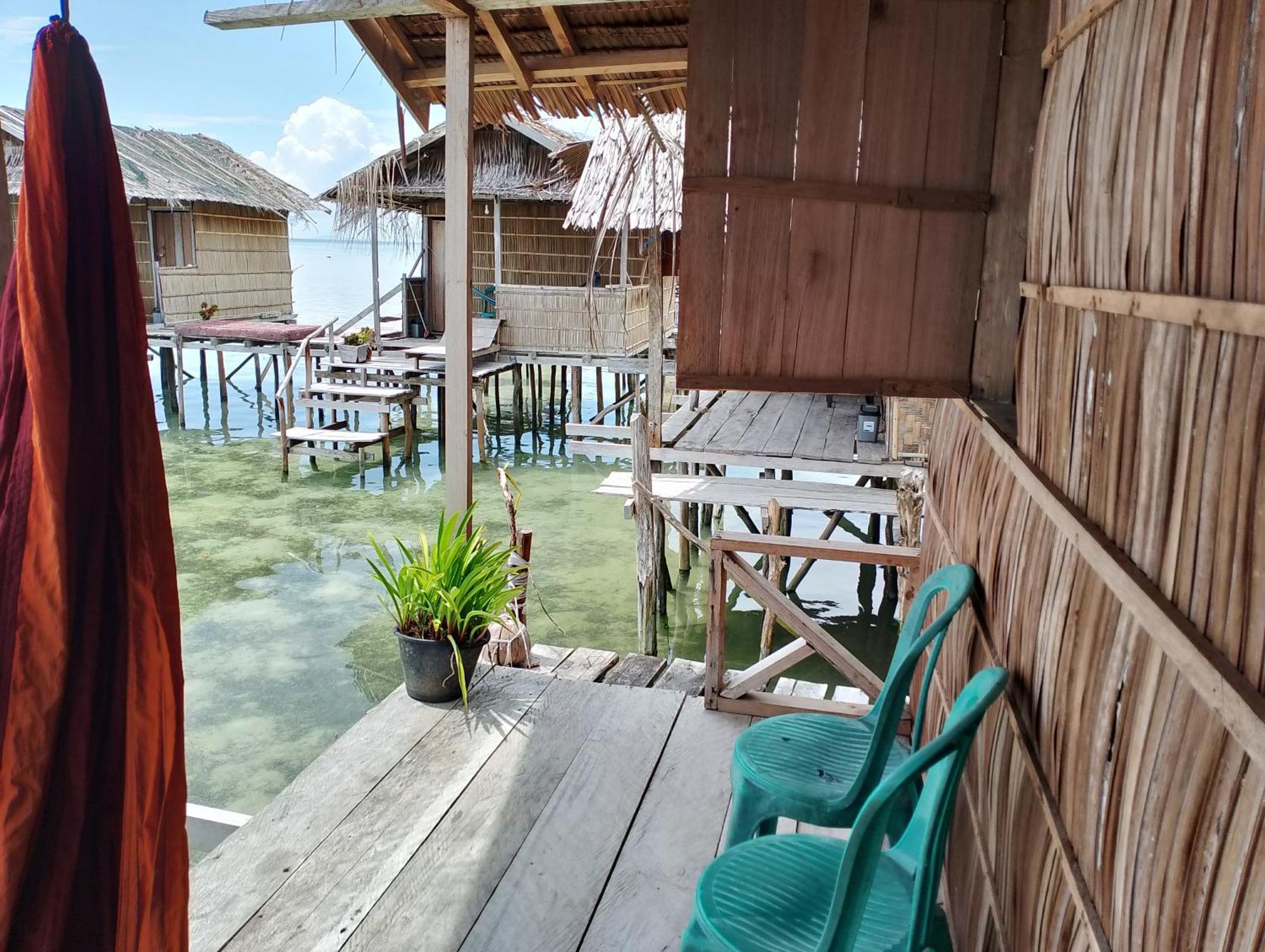 Arborek Diving Homestay R4 Besir Exteriér fotografie